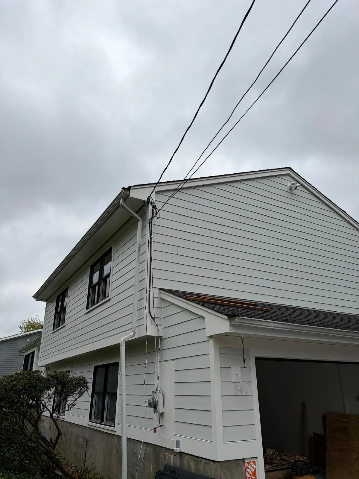Vinyl vs fiber cement siding on a Connecticut house